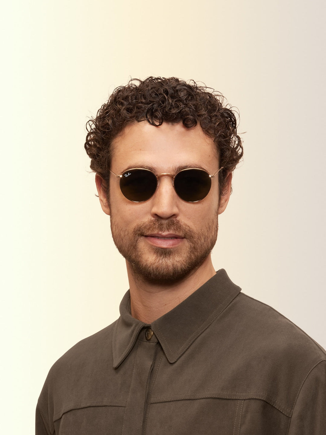 Glasses Trends UK 2025 – Find Your Perfect Frame